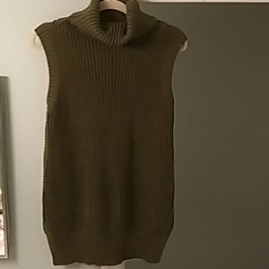 Khaki turtleneck